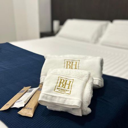 Apartamentos Bh Suites อาลิกันเต ภายนอก รูปภาพ
