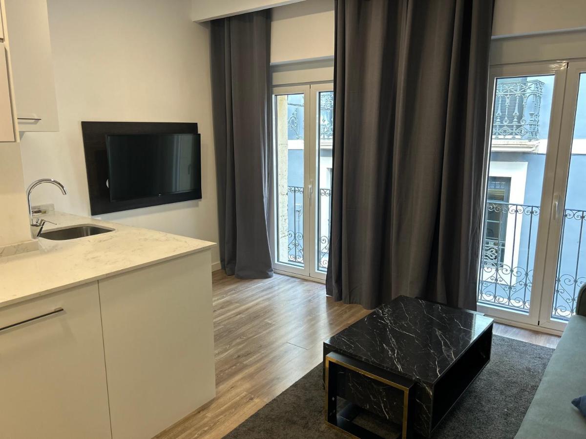 Apartamentos Bh Suites อาลิกันเต ภายนอก รูปภาพ